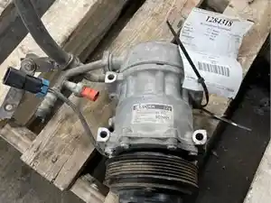 Used 2012 KENWORTH T660 A/C Compressor Image