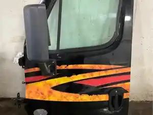Used 2014 FREIGHTLINER CASCADIA Door (Stock #1281747)) Part Image