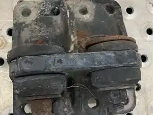 Used Engine Mount Image