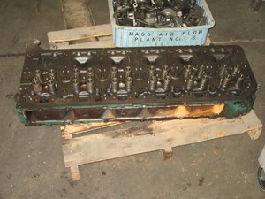Used VOLVO Head (Stock #1038460)) Part Image