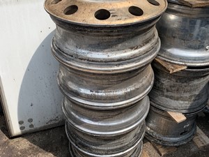 Used 2024 Hub Pilot / Unimount 22.5 Wheel (Stock #P-63)) Part Image
