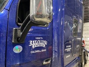 Used 2021 Peterbilt 579 Door (Stock #P-220)) Part Image