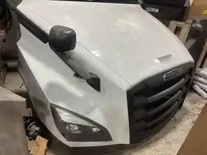 Used 2022 Freightliner Cascadia 126 Hood (Stock #P-290)) Part Image
