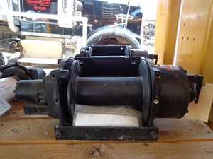 New Universal DP Winch 12J Winch (Stock #12JAAX5L1H)) Part Image