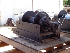 New Universal DP Winch 30 Winch (Stock #30AAX1L2F)) Part Image