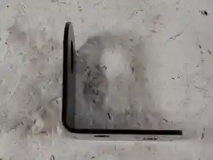 Used Volvo Bracket (Stock #20533953)) Part Image