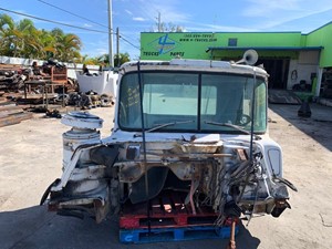 Used 1989 Mack DM Cab Mount (Stock #1254)) Part Image
