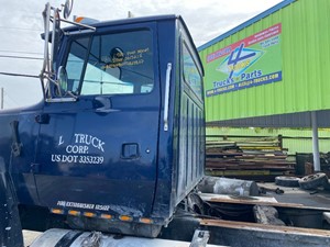 Used 1996 Ford L9000 Cab Mount Image