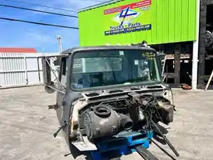 Used 1996 Ford L9000 Cab Mount (Stock #5851)) Part Image