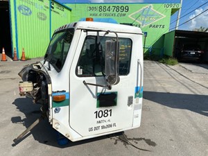 Used 1996 International 4700 Cab Mount Image
