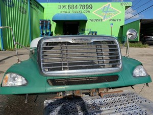 Used 1997 Freightliner COLUMBIA Hood (Stock #1011)) Part Image
