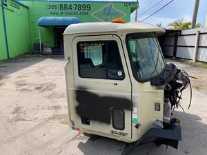 Used 1998 Mack CH613 Cab Mount (Stock #258)) Part Image