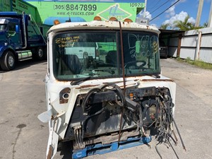 Used 2000 Mack RD688S Cab Mount (Stock #971)) Part Image