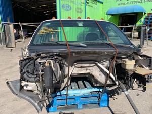 Used 2004 Ford F650 Cab Mount (Stock #260)) Part Image