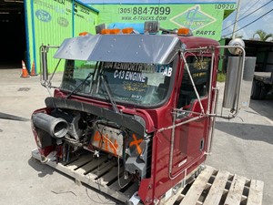 Used 2004 Kenworth T800 Cab Mount (Stock #2869)) Part Image