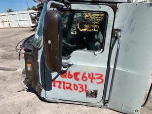 Used 2007 Mack Vision Door (Stock #1113)) Part Image