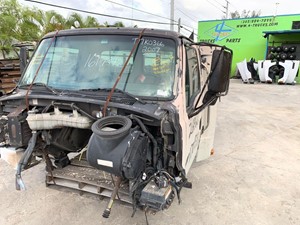 Used 2007 Sterling 9500 SERIES Cab Mount (Stock #1364)) Part Image