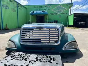 Used 2008 Freightliner COLUMBIA Hood (Stock #4868)) Part Image