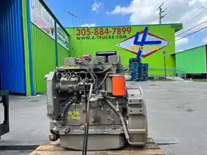 Used Cummins 3.9 4B Engine Assy (Stock #5692)) Part Image