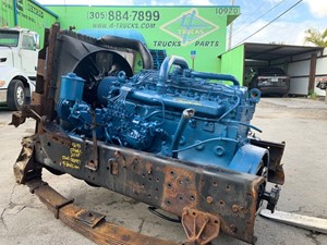 Used International DT466 Engine Assy (Stock #1318)) Part Image