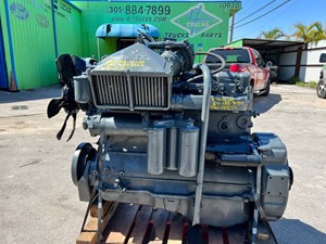 Used Mack 676 Engine Assy (Stock #4536)) Part Image