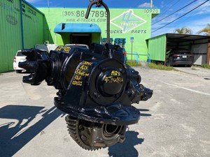 Used Mack CRD92 Differential Case (Stock #4380)) Part Image