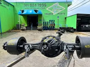 Used Mercedes Differential Case (Stock #5082)) Part Image