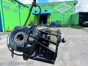 Remanufactured Mercedes RT40-4N Differential Case (Stock #4737)) Part Image