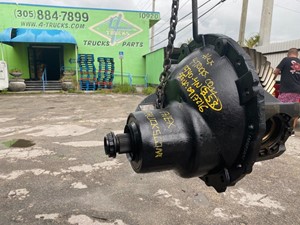 Used Mercedes RT40-4N Differential Case (Stock #4128)) Part Image