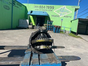 Remanufactured Mercedes RT40-4N Differential Case (Stock #4289)) Part Image