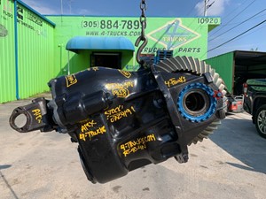 Used Mercedes RT40-4N Differential Case (Stock #232)) Part Image