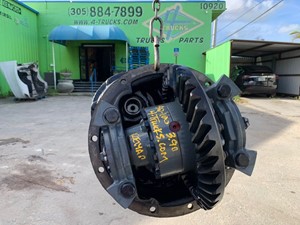 Used Meritor/Rockwell SQ100 Differential Case (Stock #1388)) Part Image