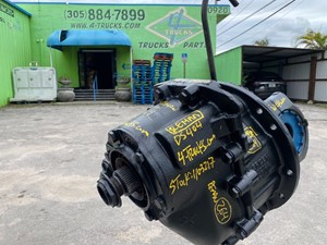 Used Spicer/Dana Differential Case (Stock #4236)) Part Image