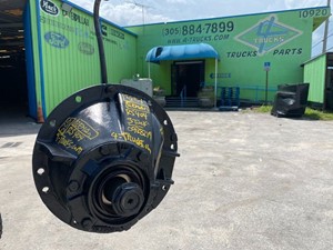 Remanufactured Spicer/Dana RS404 Differential Case (Stock #4005)) Part Image