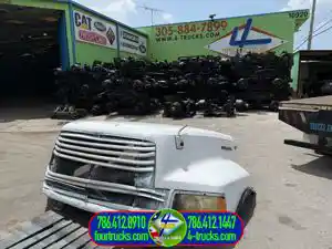 Used 1996 Ford LTL Hood (Stock #8865)) Part Image