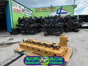 Used Caterpillar 3306DI Head Image