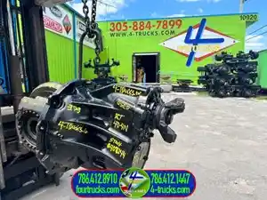Used Mercedes RT40-4N Differential Case (Stock #6841)) Part Image