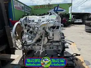 Used Mitsubishi 4M50-6AT8 Engine Assy (Stock #7879)) Part Image