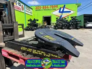 Used Sliding HOLLAND Fifth Wheel (Stock #6902)) Part Image