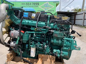 Used Volvo D13 Engine Assy (Stock #254)) Part Image