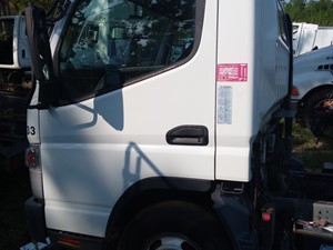 Used 2012 Mitsubishi FEC52S Cab Image