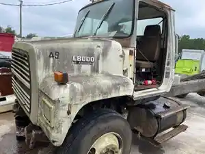 Used 1992 Ford L8000 Hood (Stock #1304-Hood)) Part Image