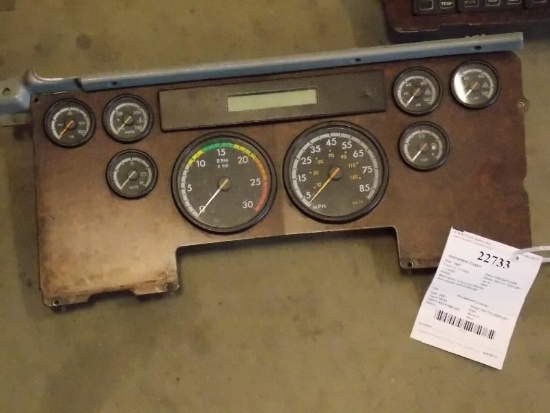 2007 FREIGHTLINER CST120 CENTURY (Stock 22733) Instrument Cluster TPI