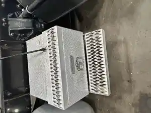 Used 2016 PETERBILT 389 Tool Box (Stock #2427893)) Part Image