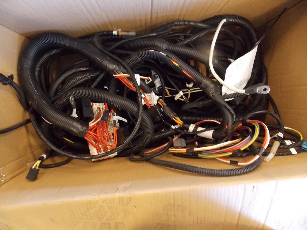 PETERBILT (Stock #29829) | Wiring Harnesses (Cab and Dash) | TPI