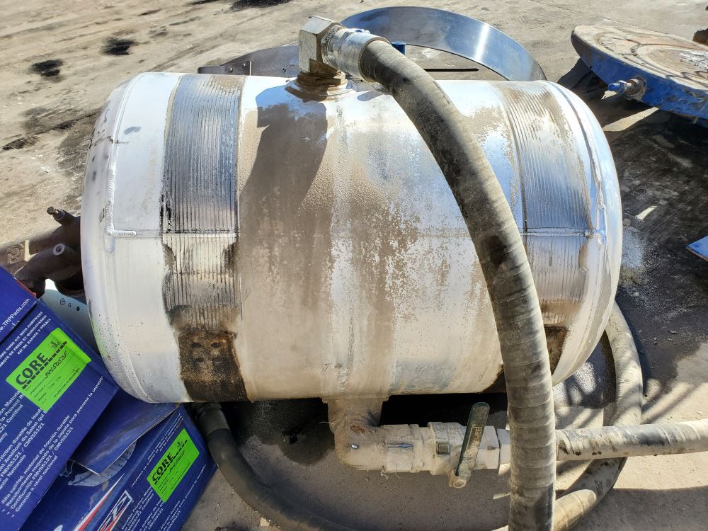 Used 2013 Peterbilt 365 Hydraulic Tank for sale Strafford Missouri