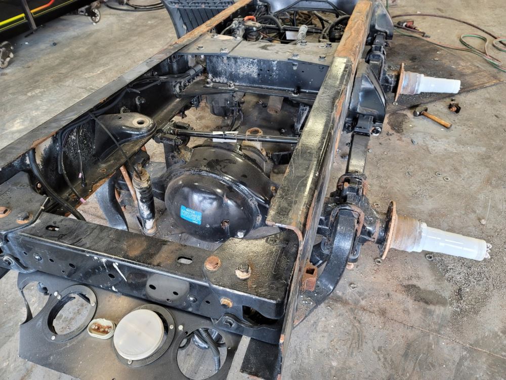 2017 PETERBILT 579 Axle Housings (Rear) Truck Component Services