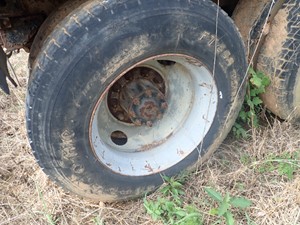 Used 1983 22.5" 22.5 X 8.25 Wheel (Stock #TA062-13)) Part Image