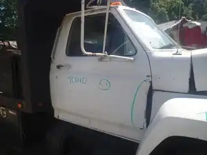 Used 1985 Ford F600G Door (Stock #TC010-9)) Part Image