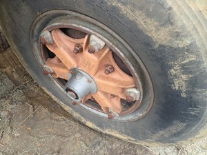 Used 1989 22.5" 22.5x9 Wheel (Stock #TA058-8)) Part Image